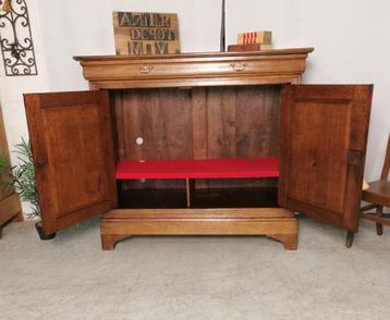 Grote antieke Louis Philippe BAHUT tv-kast eik H 139 B 153 beschikbaar voor biedingen
