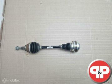 VW Golf 8 5H Aandrijfas 5Q0407271BT beschikbaar voor biedingen