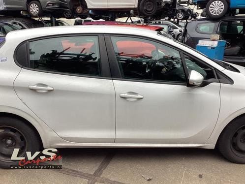 Portier 4Deurs rechts-voor van een Peugeot 208 (EWP), Auto-onderdelen, Carrosserie, Deur, Peugeot, Gebruikt, 3 maanden garantie