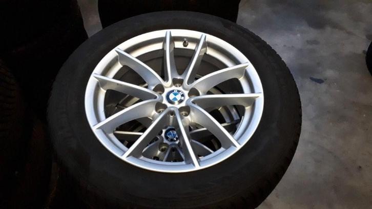 Kit Hiver BMW X3 G01 X4 G02 ORIGINAL + 225/60/18 * étoilés *, Auto-onderdelen, Banden en Velgen, Banden en Velgen, Winterbanden