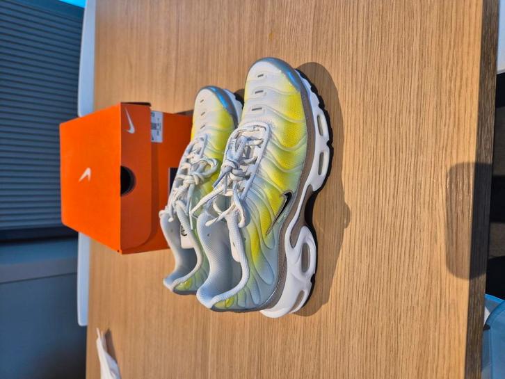 Nike air max plus women, Vêtements | Femmes, Chaussures, Enlèvement ou Envoi