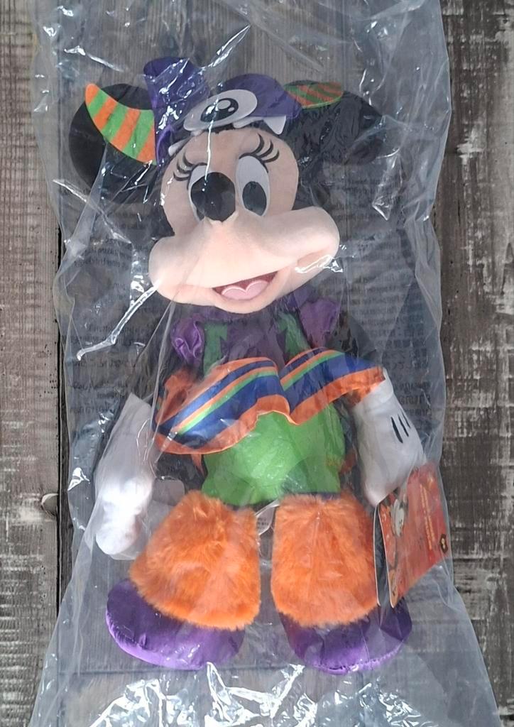 Minnie Mouse Halloween 2025 knuffel - Disney Store (nieuw), Enfants & Bébés, Jouets | Peluches, Neuf, Enlèvement ou Envoi