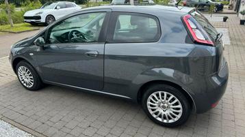 Fiat Punto EVO 1.2i benzine 2012/135000Km Airco/Garantie