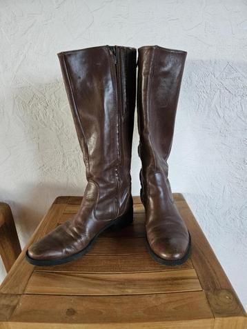 Bottes hautes GEOX en cuir pointure 38 beschikbaar voor biedingen