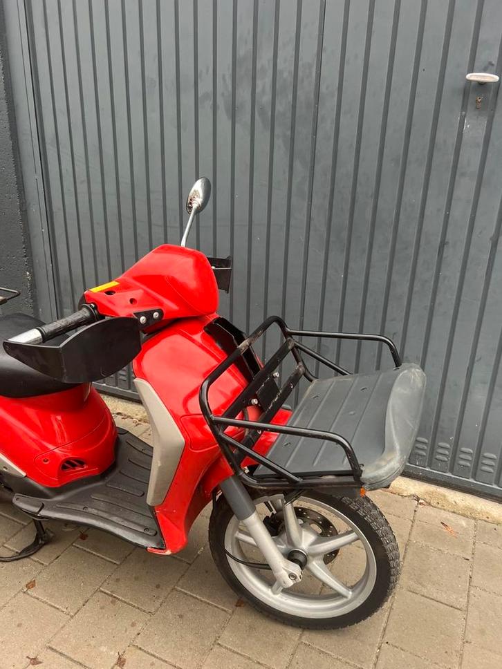 Piaggio Liberty, Fietsen en Brommers, Scooters | Piaggio, Zo goed als nieuw, Ophalen