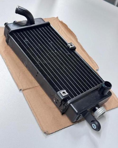 Aprilia SX RX 125 radiateur radiator 2018-2021 Piaggio oem, Motoren, Accessoires | Onderhoudsmiddelen, Ophalen of Verzenden
