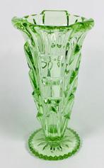 Vintage design Art Deco Uraniumgroen vaas, Ophalen of Verzenden