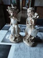 Statuette en biscuit lot de 2, Antiek en Kunst, Antiek | Keramiek en Aardewerk, Ophalen