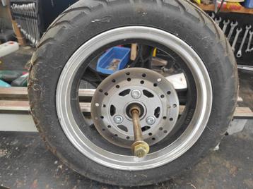 Roue scooter avec frein 10" beschikbaar voor biedingen