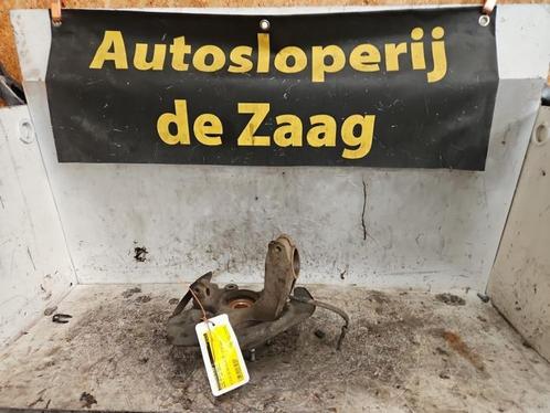 Fusee rechts-voor van een Mazda 3., Auto-onderdelen, Ophanging en Onderstel, Mazda, Gebruikt, 3 maanden garantie, Ophalen of Verzenden