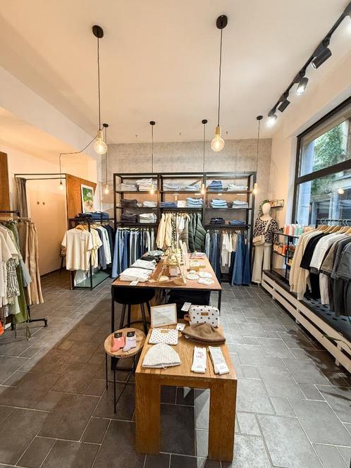Over te nemen - Concept Store in het Hart van Brussel, Zakelijke goederen, Exploitaties en Overnames