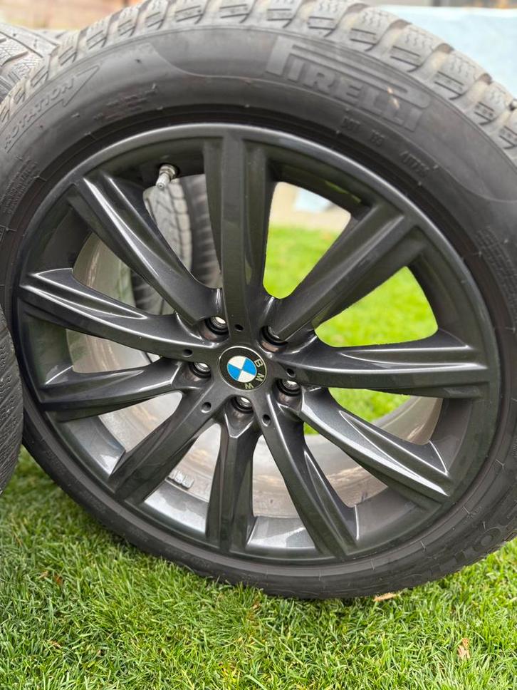 Winterwielen BMW 530e Mpakket 245/45 R18, originele BMW velg, Auto-onderdelen, Banden en Velgen, Banden en Velgen, Winterbanden