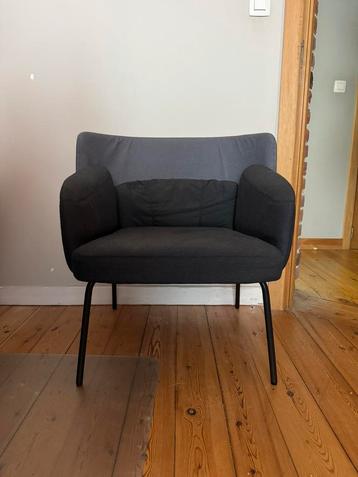 Chaise a vendre 100€ beschikbaar voor biedingen