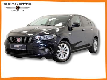 Fiat Tipo 1.4 HB Easy Navi Pdc DAB CARPLAY & MEER beschikbaar voor biedingen