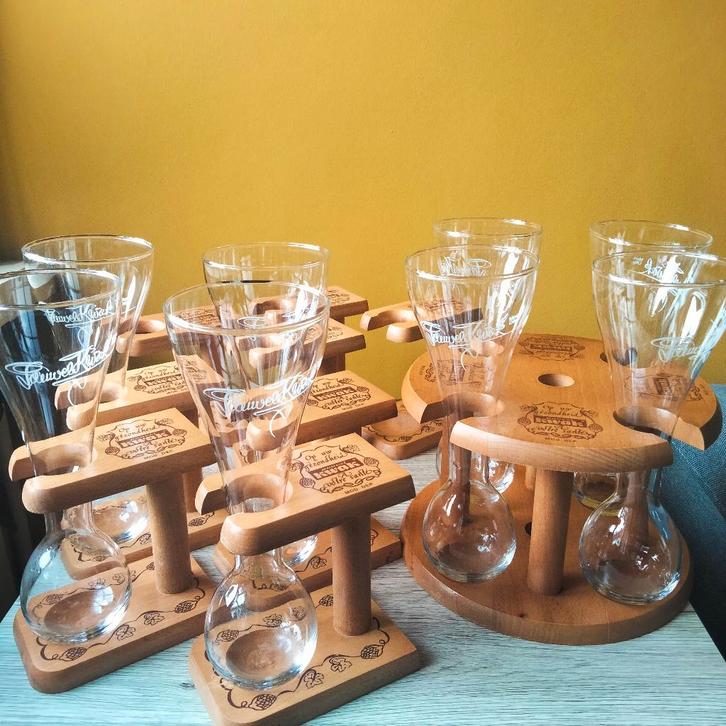 Verres à bière Kwak vintage + supports, Collections, Verres & Petits Verres, Neuf, Verre à bière, Enlèvement