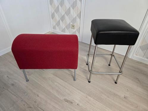 Zo goed als nieuwe barkruk en zitbank of voetbank te koop, Huis en Inrichting, Krukjes, Zo goed als nieuw, Ophalen