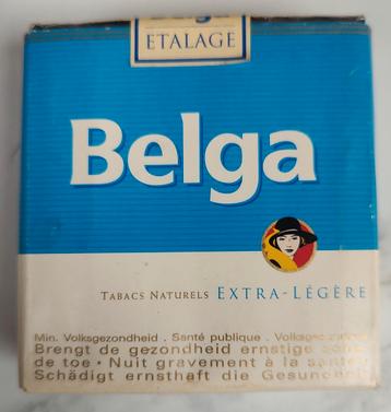Etalage pakje Belga beschikbaar voor biedingen