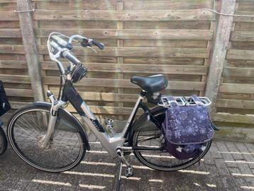 2 x Elektrische Sparta fietsen te koop beschikbaar voor biedingen