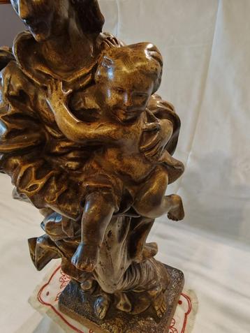 Sculptuur Madonna met Kind Brons Gepatineerd Gips beschikbaar voor biedingen