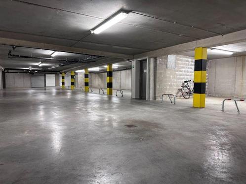 Garage te koop in Gistel, Immo, Garages en Parkeerplaatsen