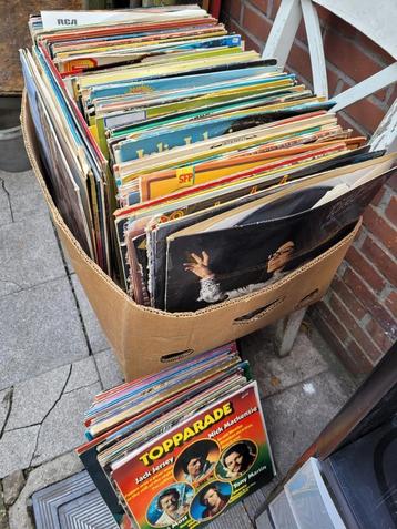Plusieurs boîtes remplies de LPS (plus de 600 pièces), Enlèvement, Utilisé