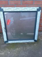 Nieuw raam  draai kip schüco, Ophalen