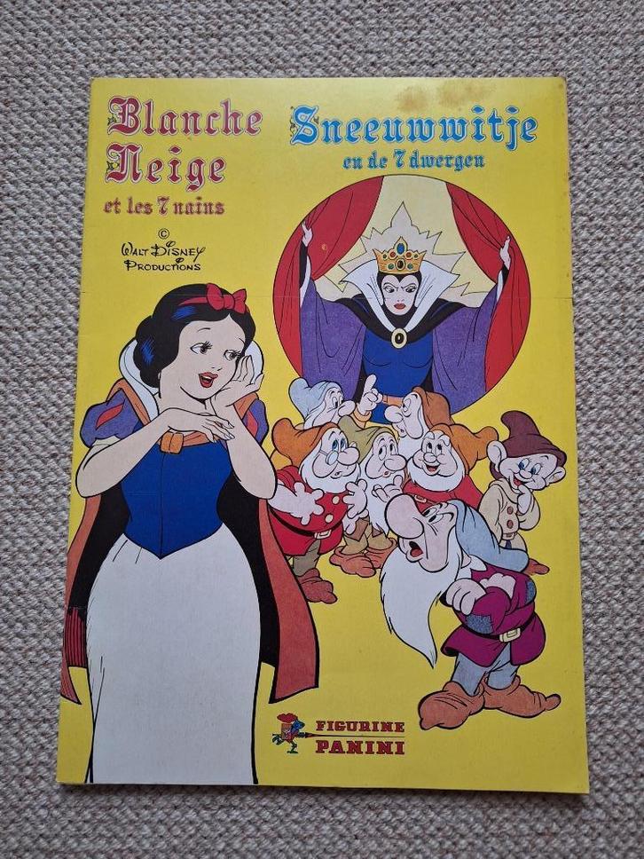 Panini - Sneeuwwitje en de 7 dwergen (1986) +2 sticker zakje, Verzamelen, Overige Verzamelen, Gebruikt, Ophalen of Verzenden