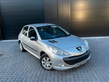 Peugeot 206+ Essence Climatisation contrôle Technique Ok  beschikbaar voor biedingen