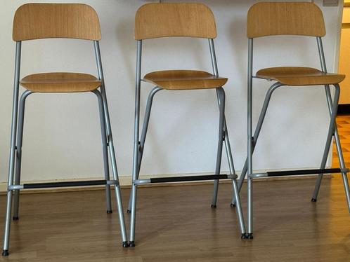 IKEA Chases hautes quasi neuves – à saisir !, Huis en Inrichting, Barkrukken, Zo goed als nieuw, 60 tot 90 cm, Hout, Metaal, 3 krukken