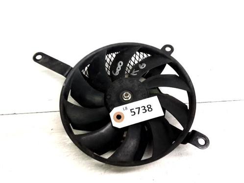 GSXR600 2006 - 2007 Suzuki Radiator Ventilator D1-48295, Motoren, Onderdelen | Suzuki