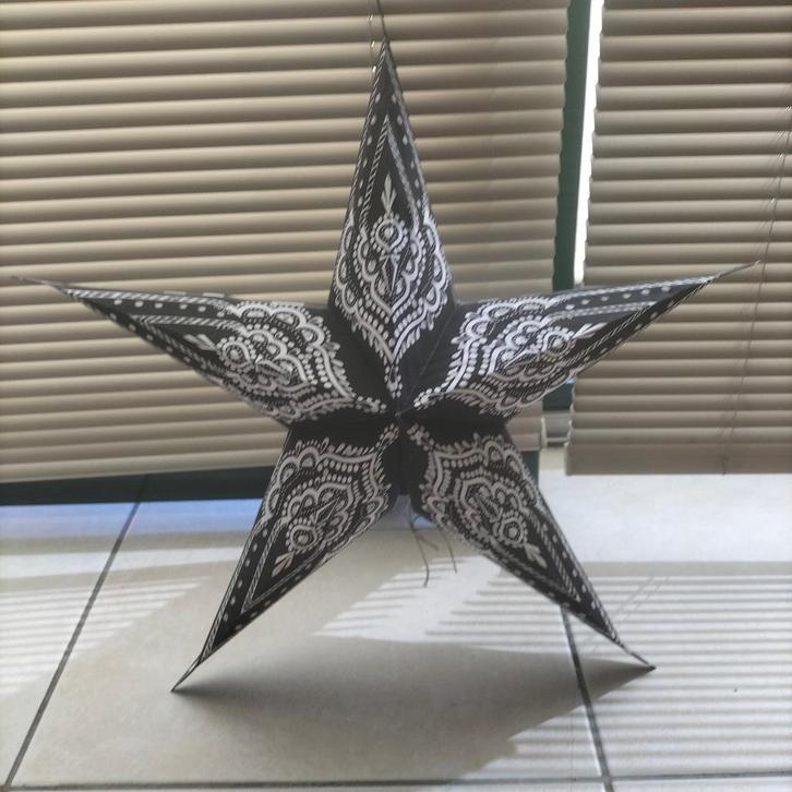 Kerstster geperforeerd karton voor LED-lamp, Diversen, Kerst, Zo goed als nieuw, Ophalen of Verzenden