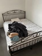 Bed - ijzeren frame, Huis en Inrichting, Ophalen, Zo goed als nieuw