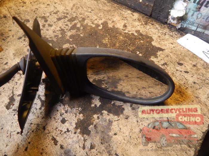 Rétroviseur extérieur droit d'un Fiat Seicento, Autos : Pièces & Accessoires, Rétroviseurs, Fiat, Utilisé, 3 mois de garantie