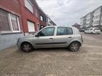 Renault clio 2002 benzine (Motor heeft moeilijkheden), Auto's, Handgeschakeld, Particulier, Zilver of Grijs, Euro 3