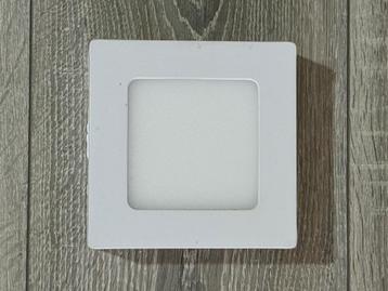 Led wandlampen 4€ per stuk beschikbaar voor biedingen
