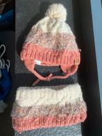 Bonnet et tour de cou 3-6 mois Tape à l’œil, Enfants & Bébés, Vêtements enfant | Bonnets, Écharpes & Gants, Tape à l’œil, 104 ou plus petit