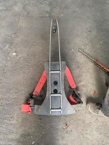 Haagschaar drager beschikbaar voor biedingen