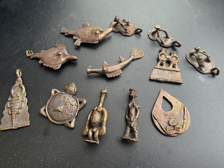 12 bronzen gewichten van Akan Goudpoeder S2, Antiek en Kunst, Kunst | Niet-Westerse kunst, Ophalen of Verzenden