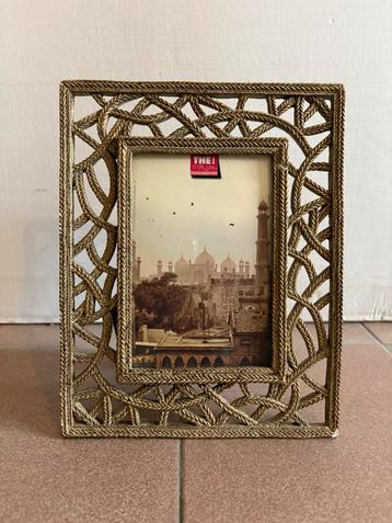 2 ontwerpfotolijsten beschikbaar voor biedingen