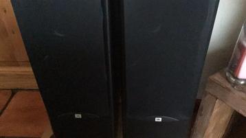 2 stuks JBL boxen beschikbaar voor biedingen