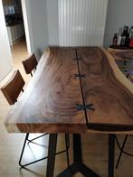 Hoge mahonie tafel, Ophalen