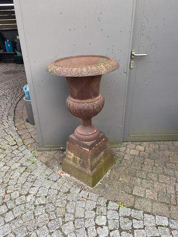3 pots de fleurs en fonte, Enlèvement, Comme neuf