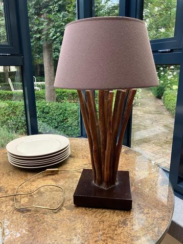 staande lamp voor kast beschikbaar voor biedingen