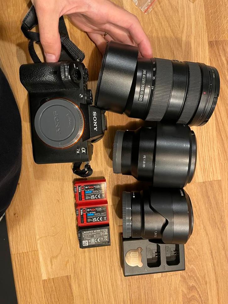 Sony a7ii +3 batteries + 3 objectifs, Audio, Tv en Foto, Professionele apparaten, Zo goed als nieuw, Video, Ophalen