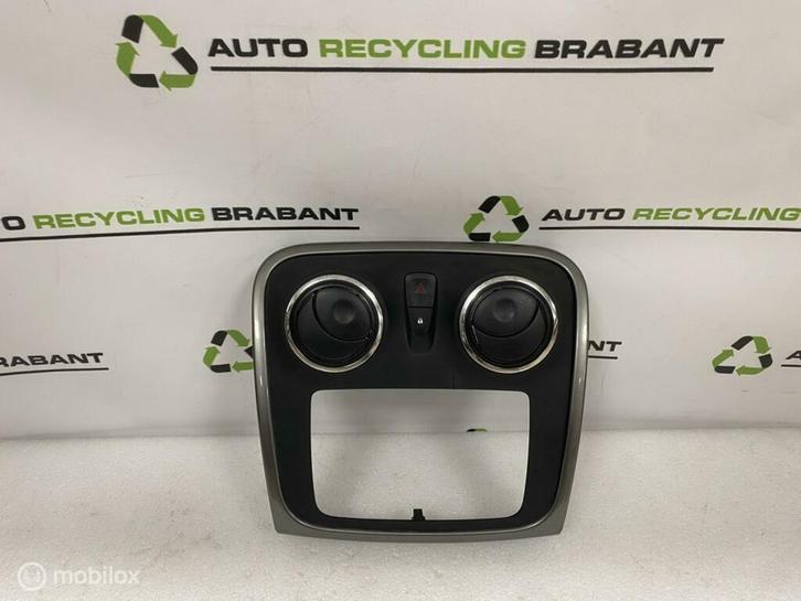 Luchtrooster Dashboard Dacia Sandero 2 ORIG 682608729R, Auto-onderdelen, Airco en Verwarming, Dacia, Gebruikt, Ophalen of Verzenden