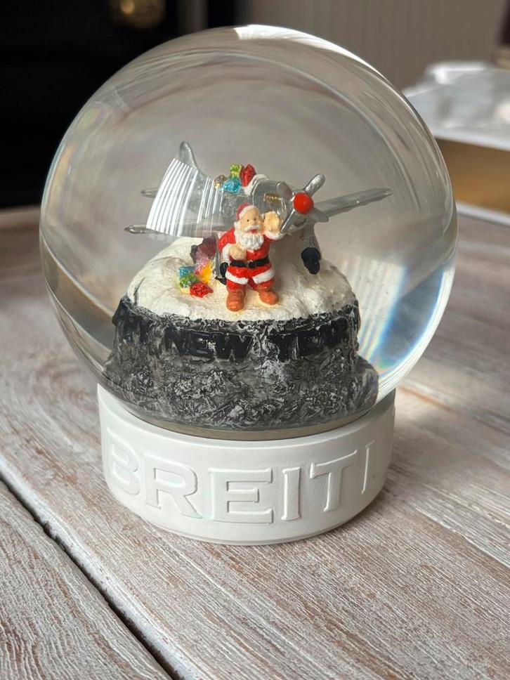 Breitling Snow Globe zeldzaam nieuwstaat., Handtassen en Accessoires, Overige Accessoires, Nieuw, Ophalen of Verzenden