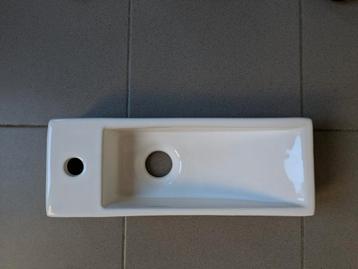 Lavabo nieuw  beschikbaar voor biedingen