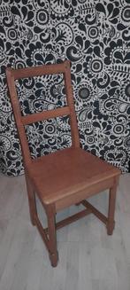 6 stoelen (4 bruin en 2 wit) massief eikenhout, Huis en Inrichting, Stoelen, Ophalen, Bruin, Zo goed als nieuw, Vijf, Zes of meer stoelen