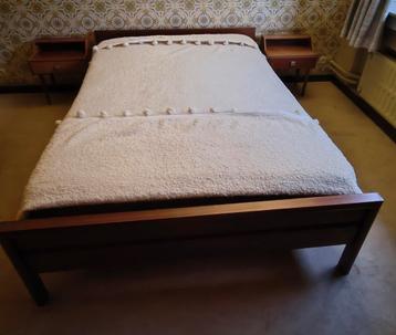 Sixties vintage bed 140cm breed beschikbaar voor biedingen