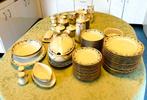 vaisselle en porcelaine avec bord doré, comme neuve, Maison & Meubles, Cuisine | Vaisselle, Comme neuf, Service complet, Autres styles